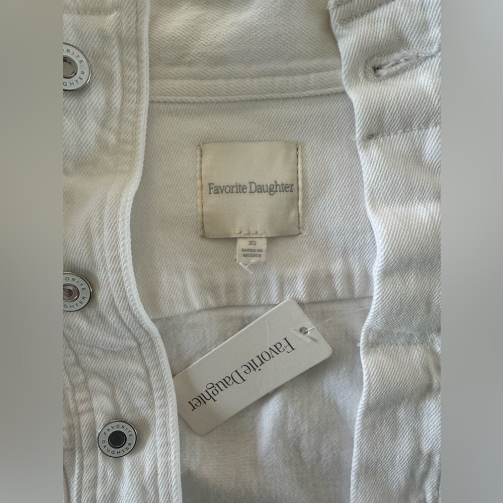 NWT | Favorite Daughter | The Nikki Denim Jacket in White | Sz XS - Picture 10 of 13